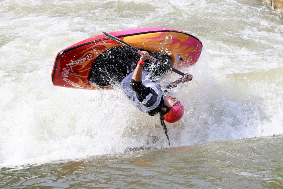 Ottilie Robinson Shaw canoe freestyle ECA 2024