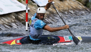 2021 ICF Canoe Kayak Slalom World Cup La Seu D&#039;urgell Spain Ander Elosegi