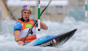 2019 ICF Canoe Slalom World Cup 1 London Joseph Clarke Great Britain