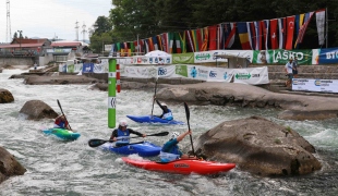 2021 ICF Canoe Slalom Junior &amp; U23 World Championships Ljubjlana K1 Junior Women