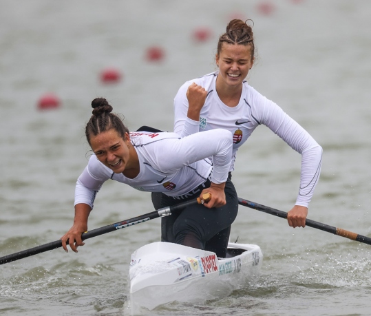 2022 ICF JUNIOR AND U23 CANOE SPRINT WORLD CHAMPIONSHIPS Agnes Anna KISS, Csepke MOLNAR