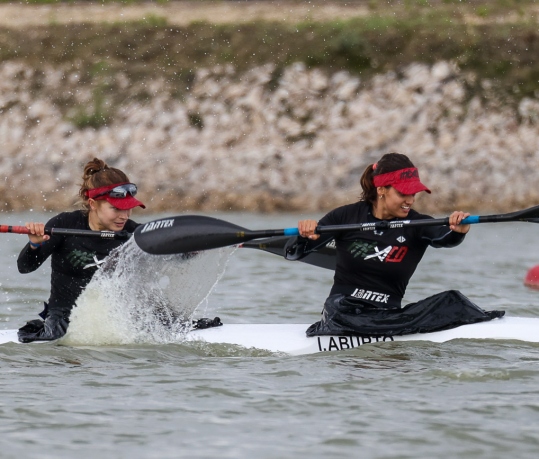 2022 ICF JUNIOR AND U23 CANOE SPRINT WORLD CHAMPIONSHIPS Isabel ABURTO ROMERO, Beatriz BRIONES