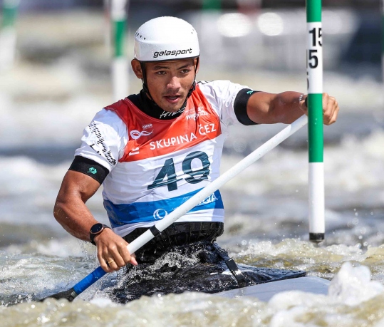 2022 ICF CANOE SLALOM WORLD CUP PRAGUE Rattanajet Chooampai