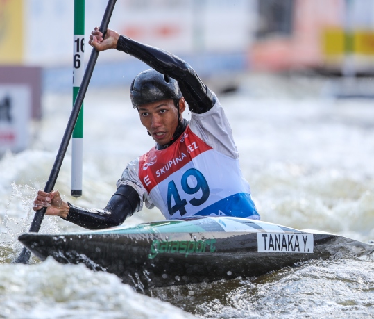 2022 ICF CANOE SLALOM WORLD CUP PRAGUE Yuuki Tanaka