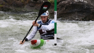 ICF Canoe Slalom World Cup Pau France Giovanni De Gennaro