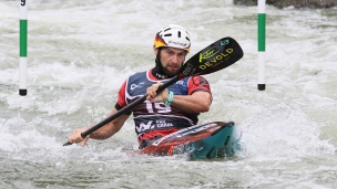 ICF Canoe Slalom World Cup Pau France Stefan Hengst