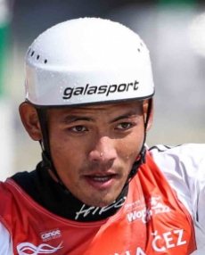 2022 ICF CANOE SLALOM WORLD CUP PRAGUE Rattanajet Chooampai