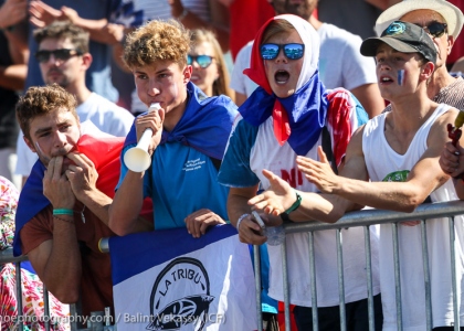 crowd 2017 icf canoe slalom world championships pau france 071