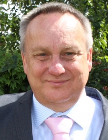 Paul Owen (GBR) receives OBE 