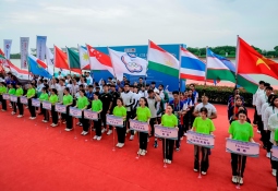 A total of 244 paddlers from 20 countries are competing in China