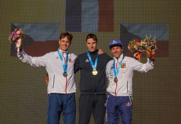 Titouan Castryck France K1 Sydney 2025 canoe slalom podium