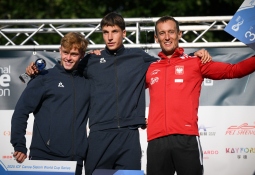 Titouan Castryck beat Anatole Delassus to the overall World Cup title Titouan Castryck overall world cup series Augsburg 2025 podium kayak slalom