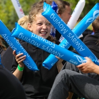 Young canoe fans