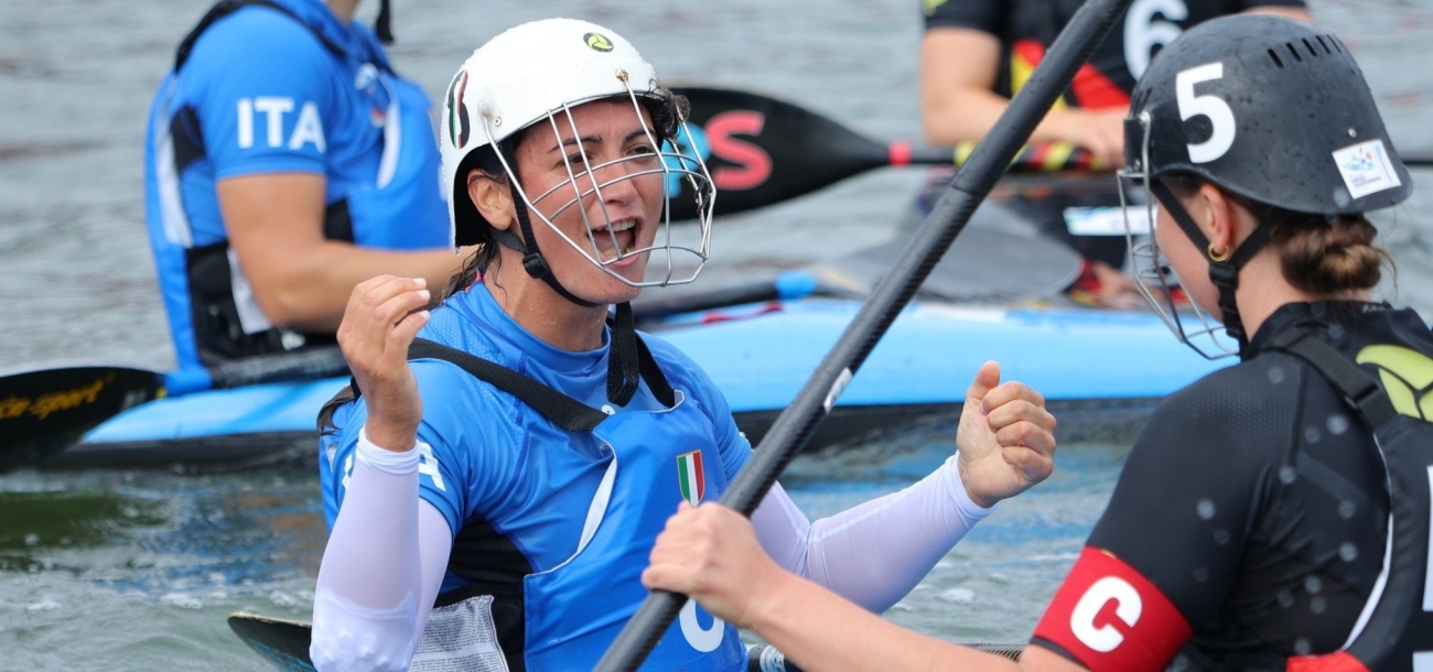 Italy scored the winner against Germany with 37 seconds remaining ICF Canoe Polo World Championships Deqing