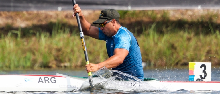 Argentina Ariel Atamañuk paracanoe