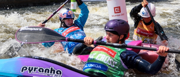 GB KImberley Woods kayak cross Prague 2023