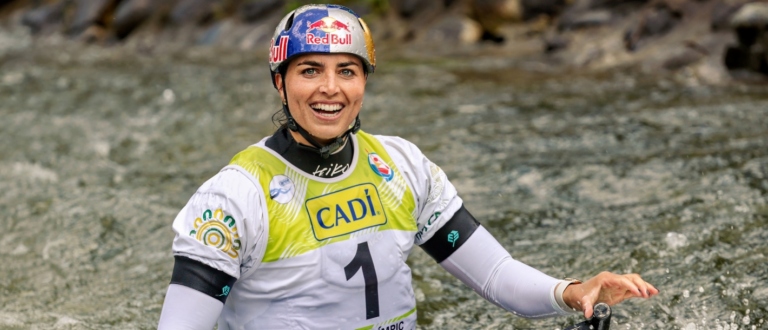 Jessica Fox produced a dominant run for the C1 gold medal