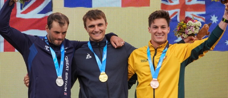 Nicolas Gestin France canoe gold Sydney 2025 podium