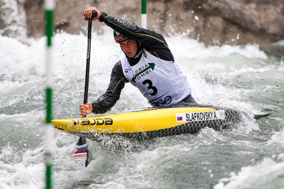 Slovakia <a href='/webservice/athleteprofile/35129' data-id='35129' target='_blank' class='athlete-link'>Alexander Slafkovsky</a> Tacen World Cup 2018