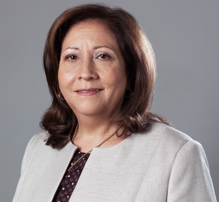 Cecilia Farias