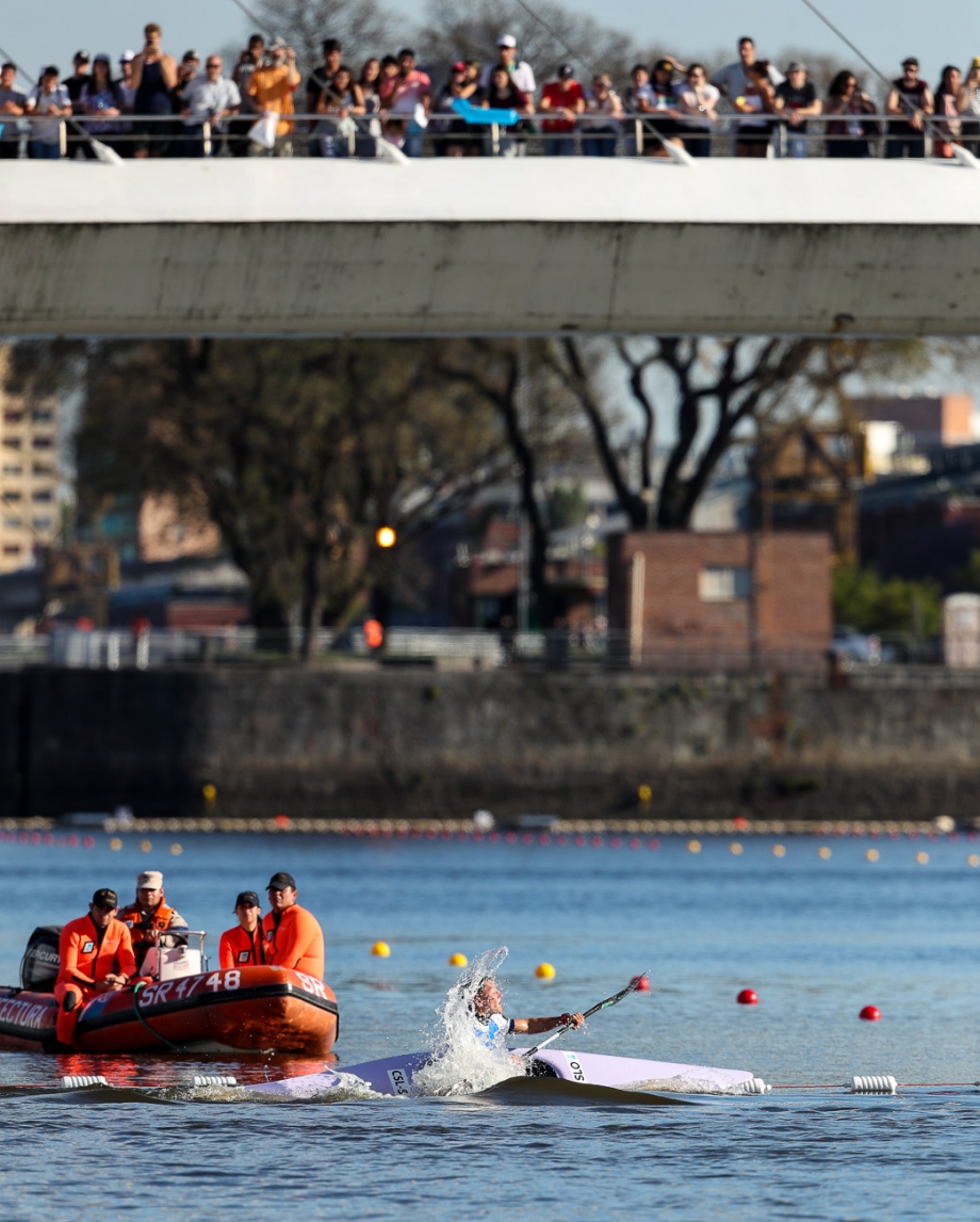 Crowd YOG 2018 canoeing competition Buenos Aires