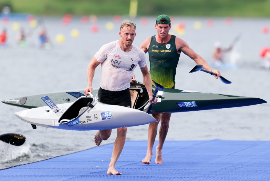 Mads Brandt Pedersen defended his short distance title in Chengdu