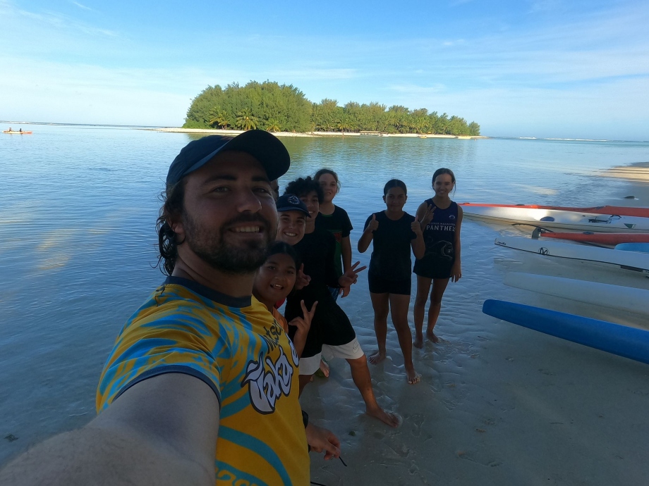 group cook islands