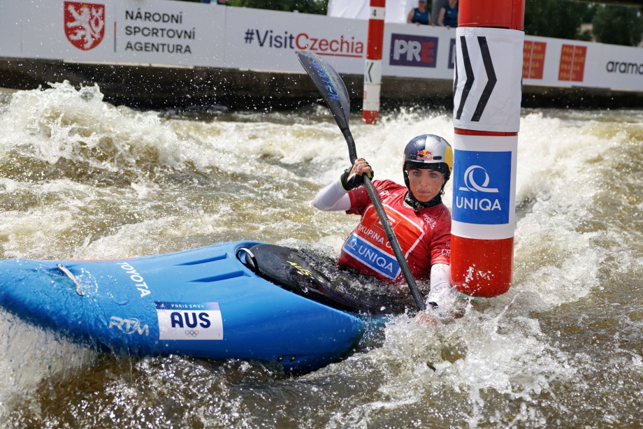 Jessica Fox Prague 2025 kayak cross Australia