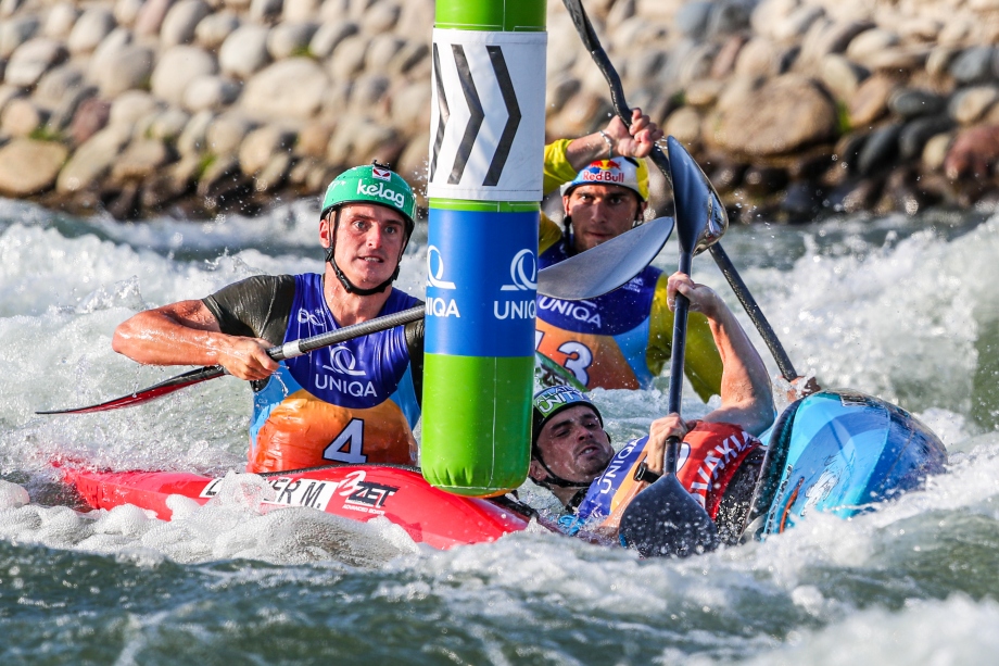 Kayak cross collision Olympics Paris 2024