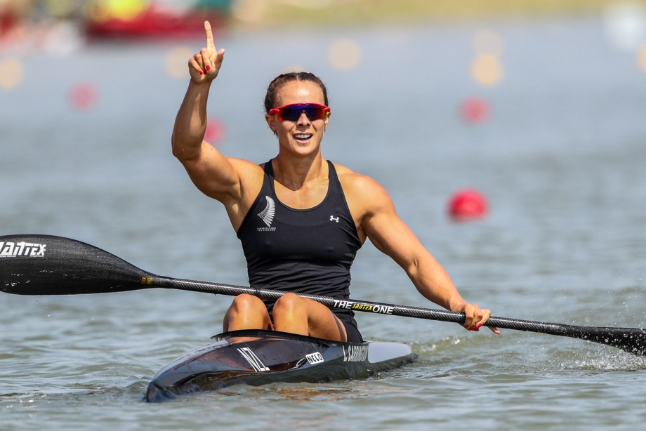 New Zealand <a href='/webservice/athleteprofile/36282' data-id='36282' target='_blank' class='athlete-link'>Lisa Carrington</a> K1 200 Szeged 2019