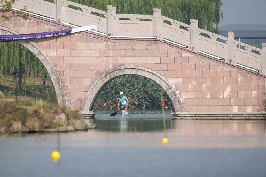 Ukraine <a href='/webservice/athleteprofile/53283' data-id='53283' target='_blank' class='athlete-link'>Liudmyla Babak</a> canoe marathon Shaoxing 2019