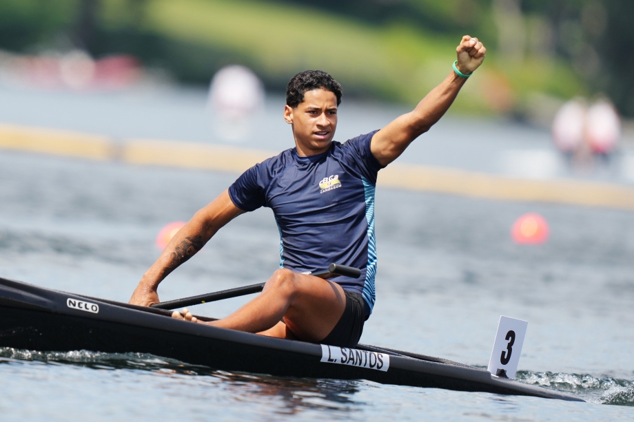 Santos shines once again as he collects third gold lucas santos brazil