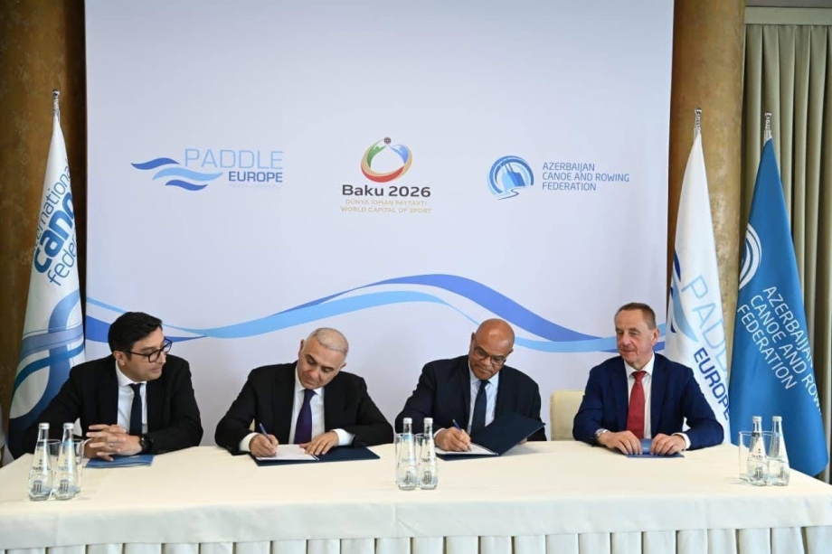 Paddle Europe and Azerbaijani representatives meet to sign MoU Paddle Europe Azerbaijan Meeting