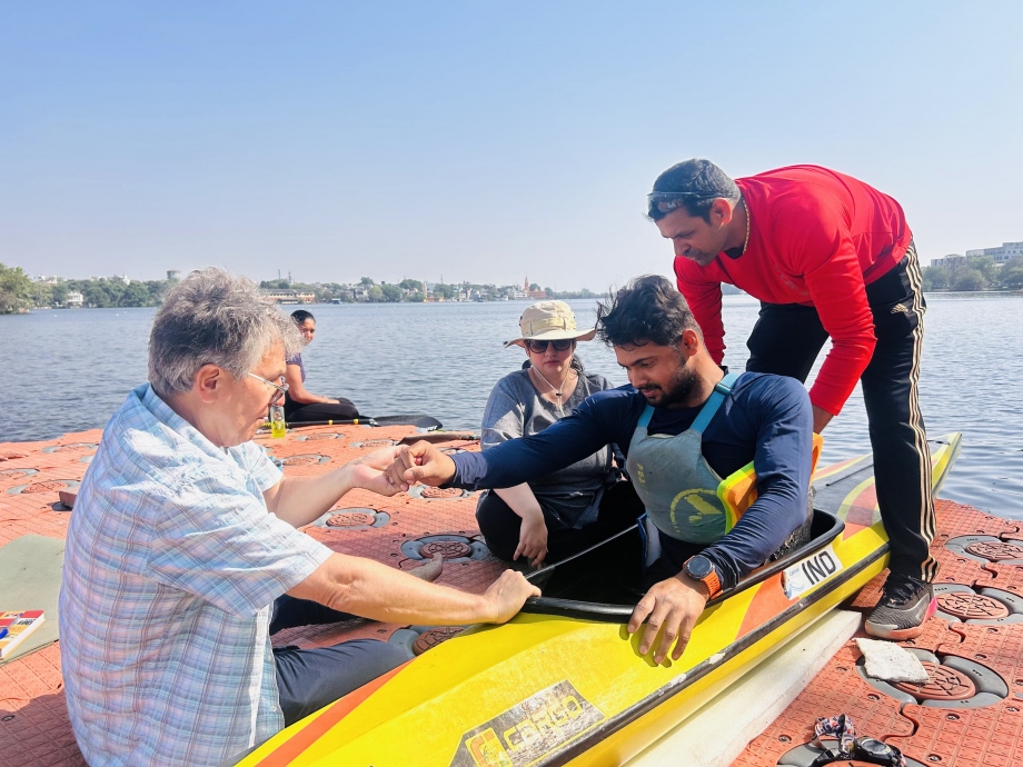 Sessions were focused on use and adaptation of assistive devices 