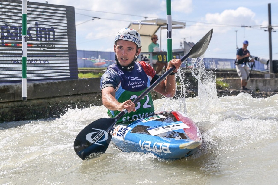 France <a href='/webservice/athleteprofile/41590' data-id='41590' target='_blank' class='athlete-link'>Quentin Burgi</a> Bratislava 2019