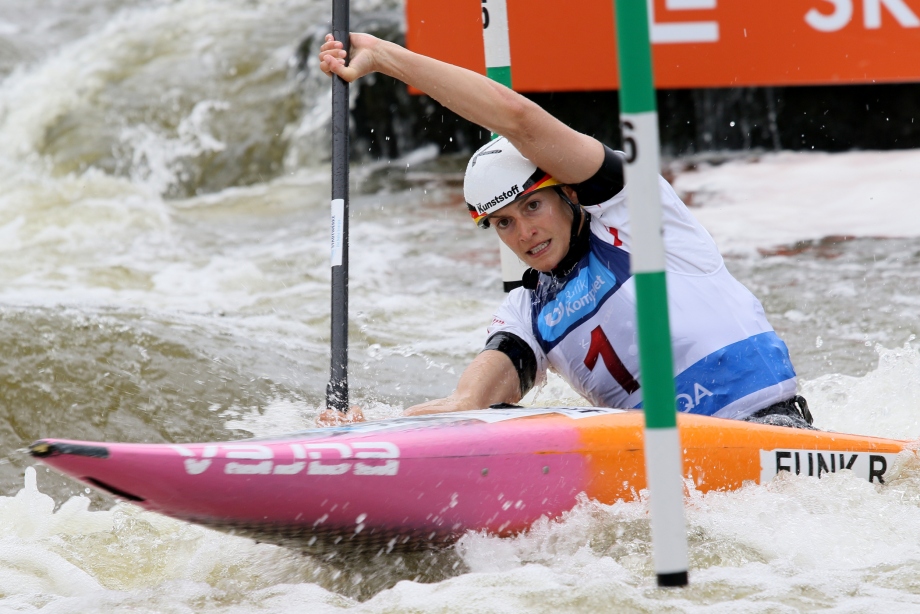 Germany <a href='/webservice/athleteprofile/35122' data-id='35122' target='_blank' class='athlete-link'>Ricarda Funk</a> European Championships K1