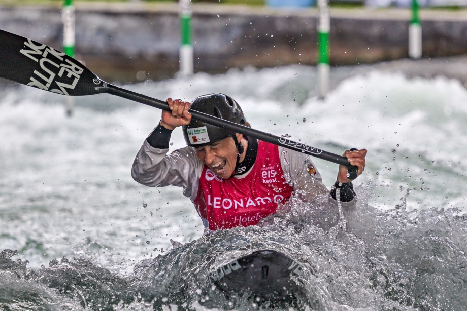 Spain's Vilarrubla takes silver in emotional win Vilarrubla silver C1